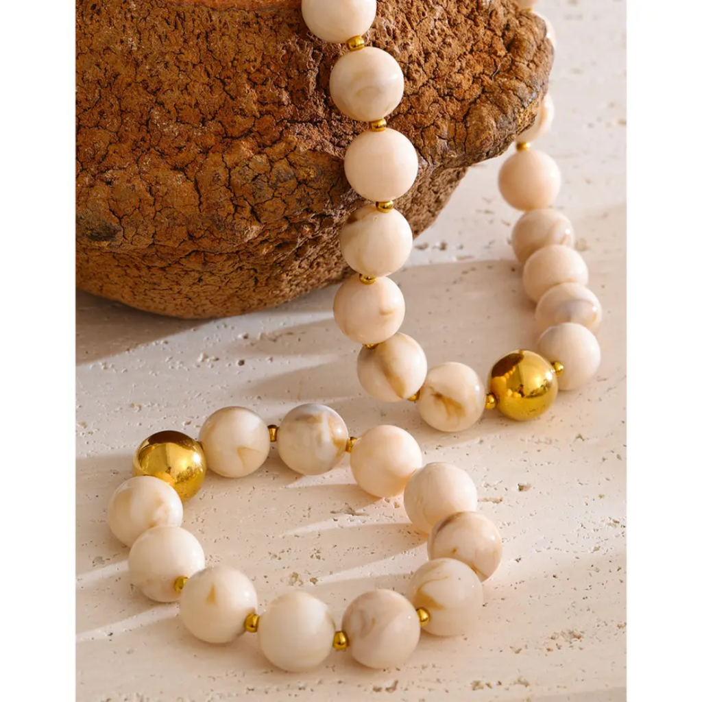 Acrylic Beaded Chunky Bracelet - 11 Colours: Black