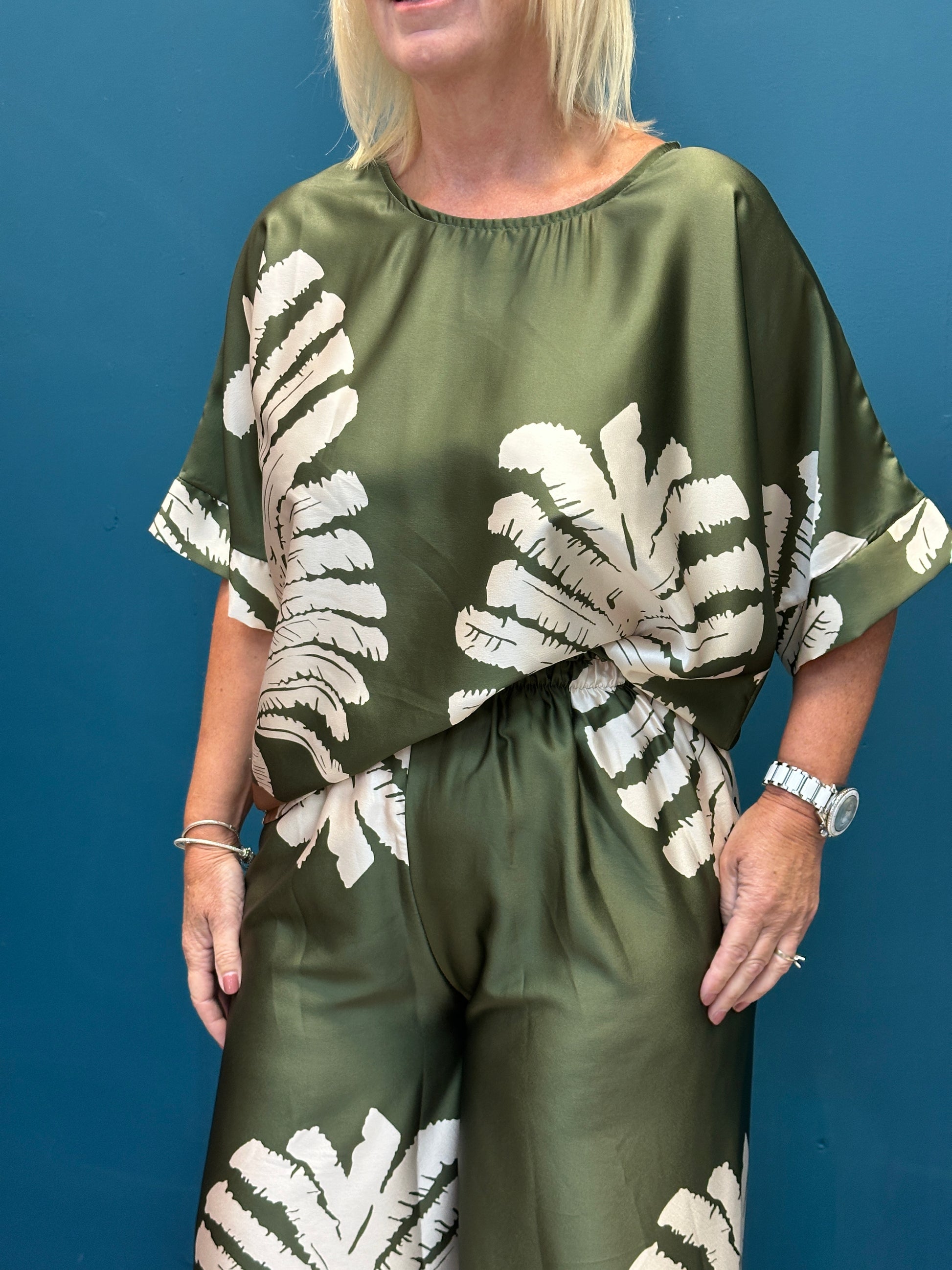 Green Satin Like Leaf Pattern Co-ord Set