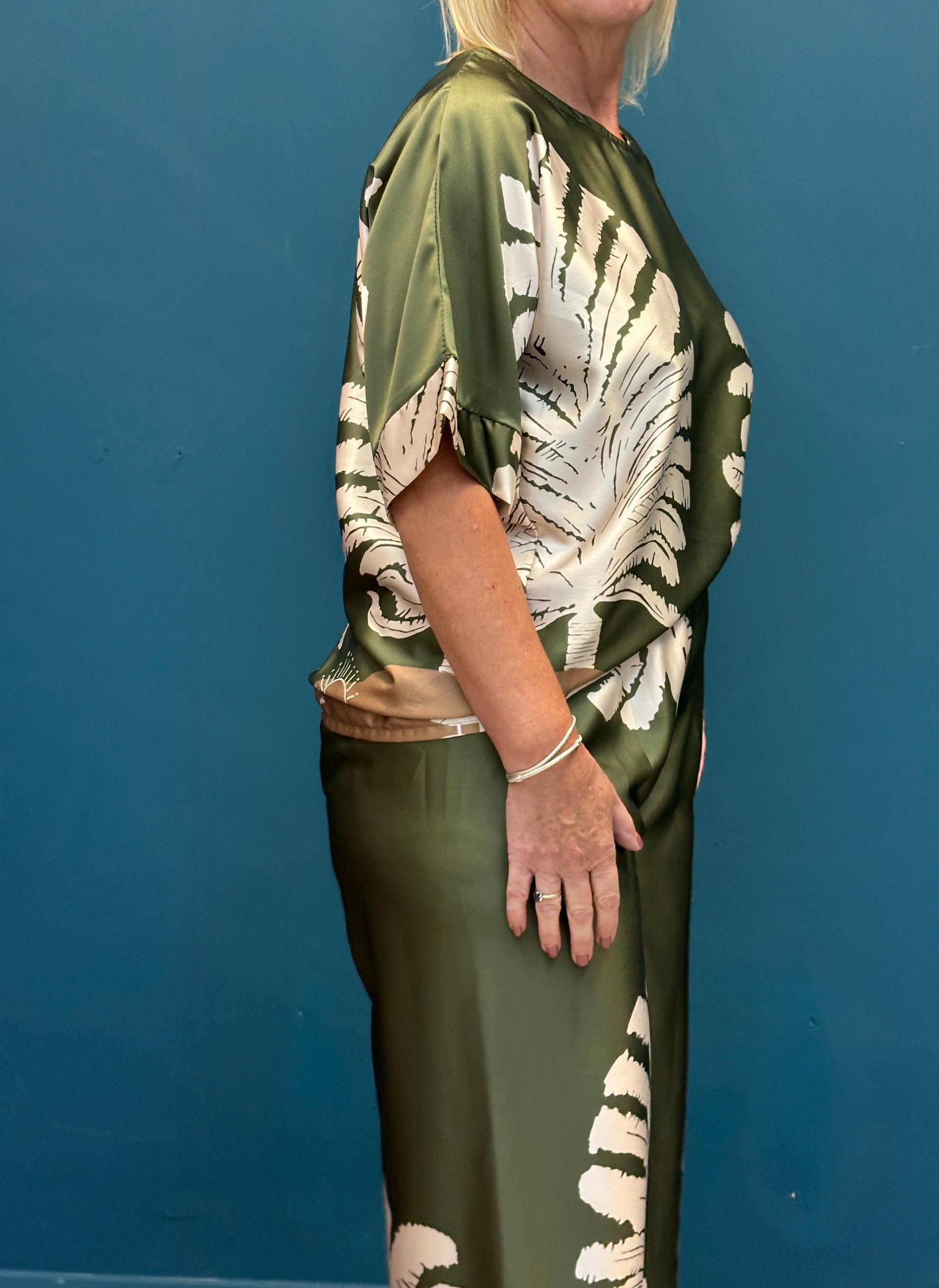 Green Satin Like Leaf Pattern Co-ord Set