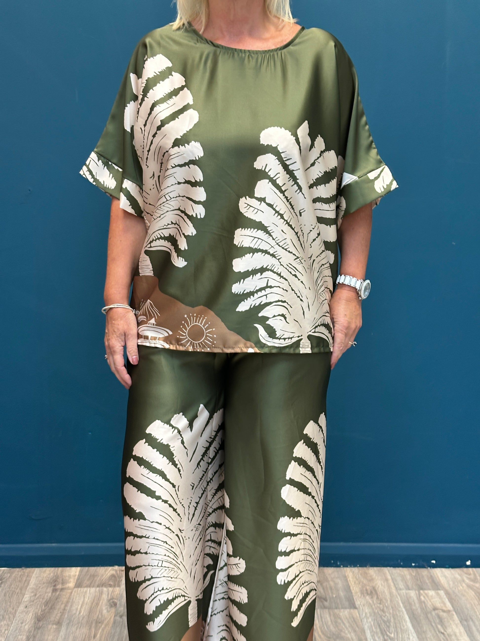 Green Satin Like Leaf Pattern Co-ord Set