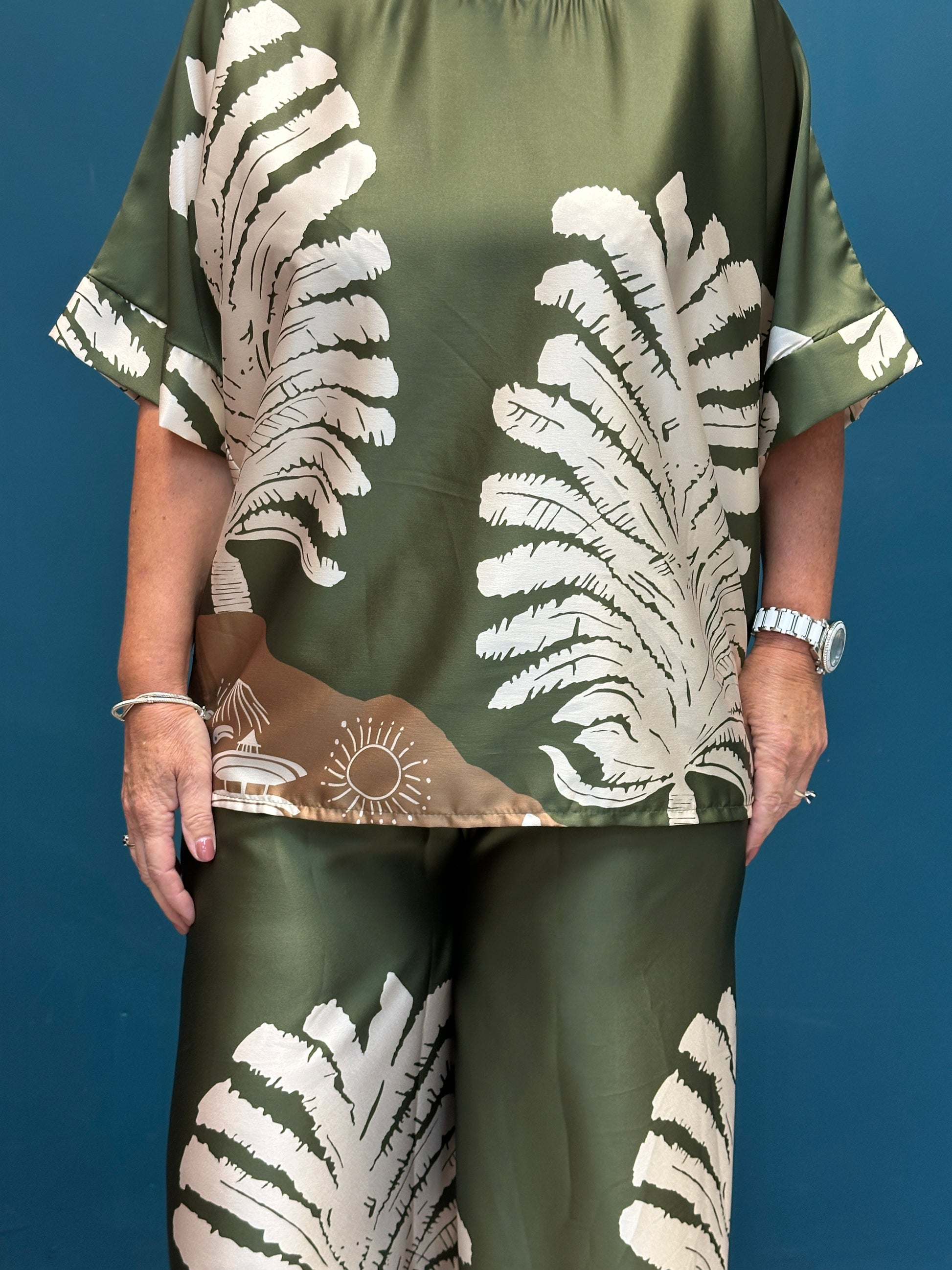 Green Satin Like Leaf Pattern Co-ord Set