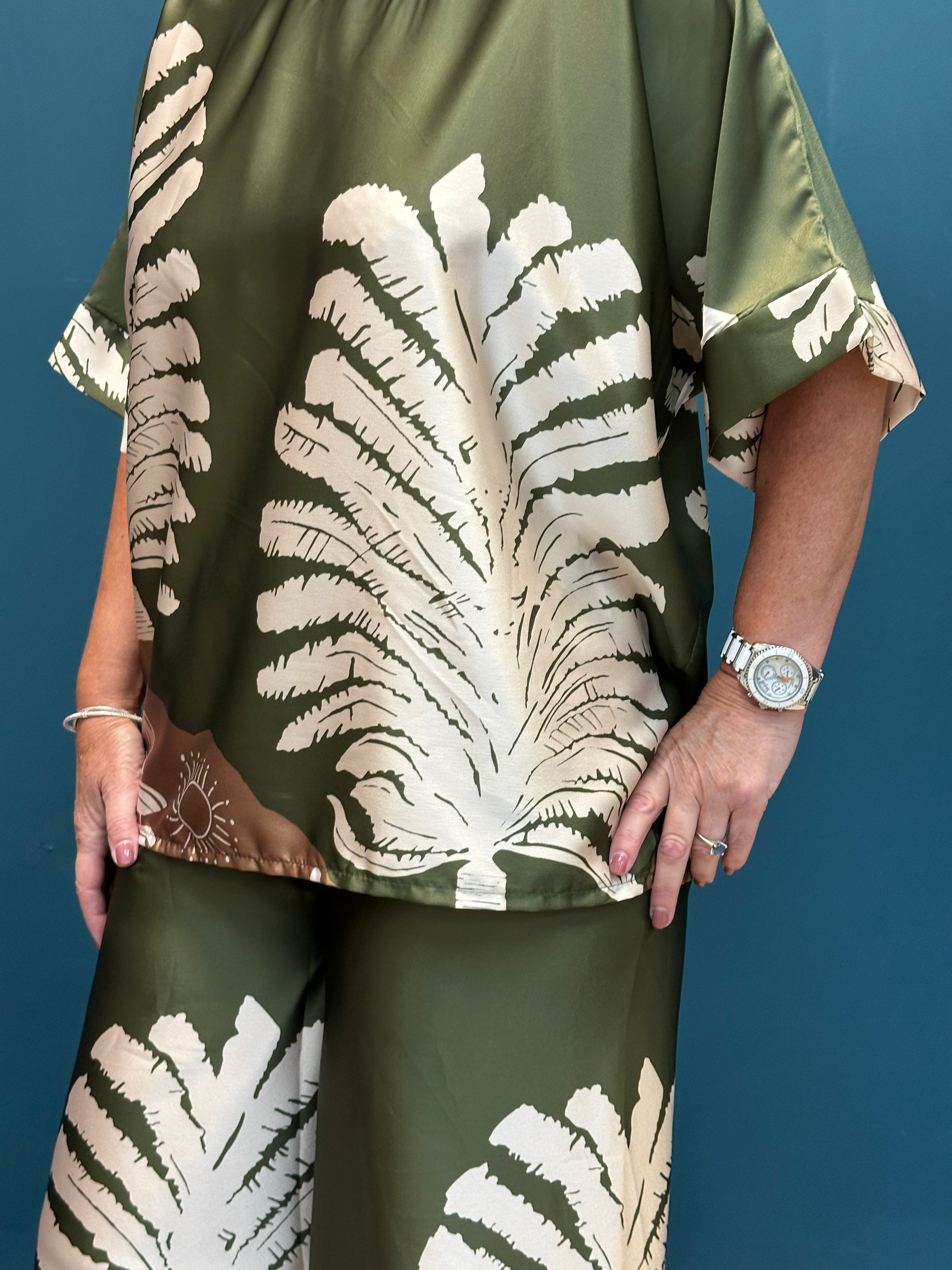 Green Satin Like Leaf Pattern Co-ord Set