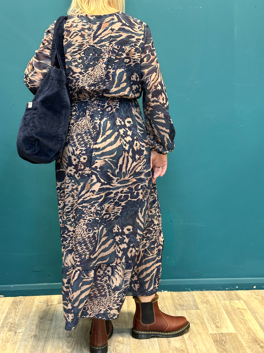 Goose Island Animal Print V-Neck Tie Dress Teal