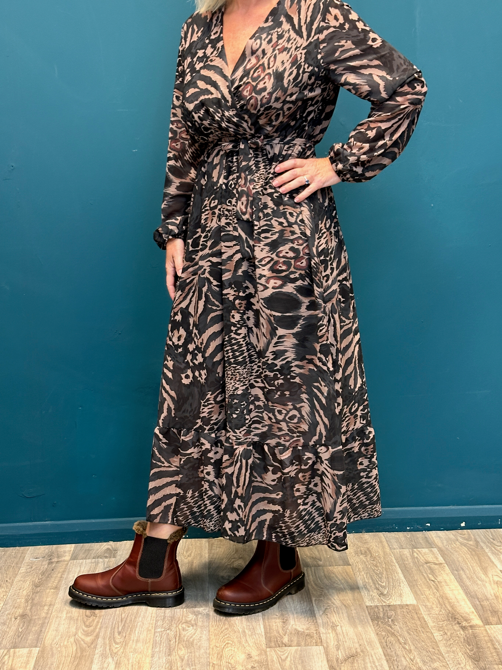 Goose Island Animal Print V-Neck Tie Dress Charcoal