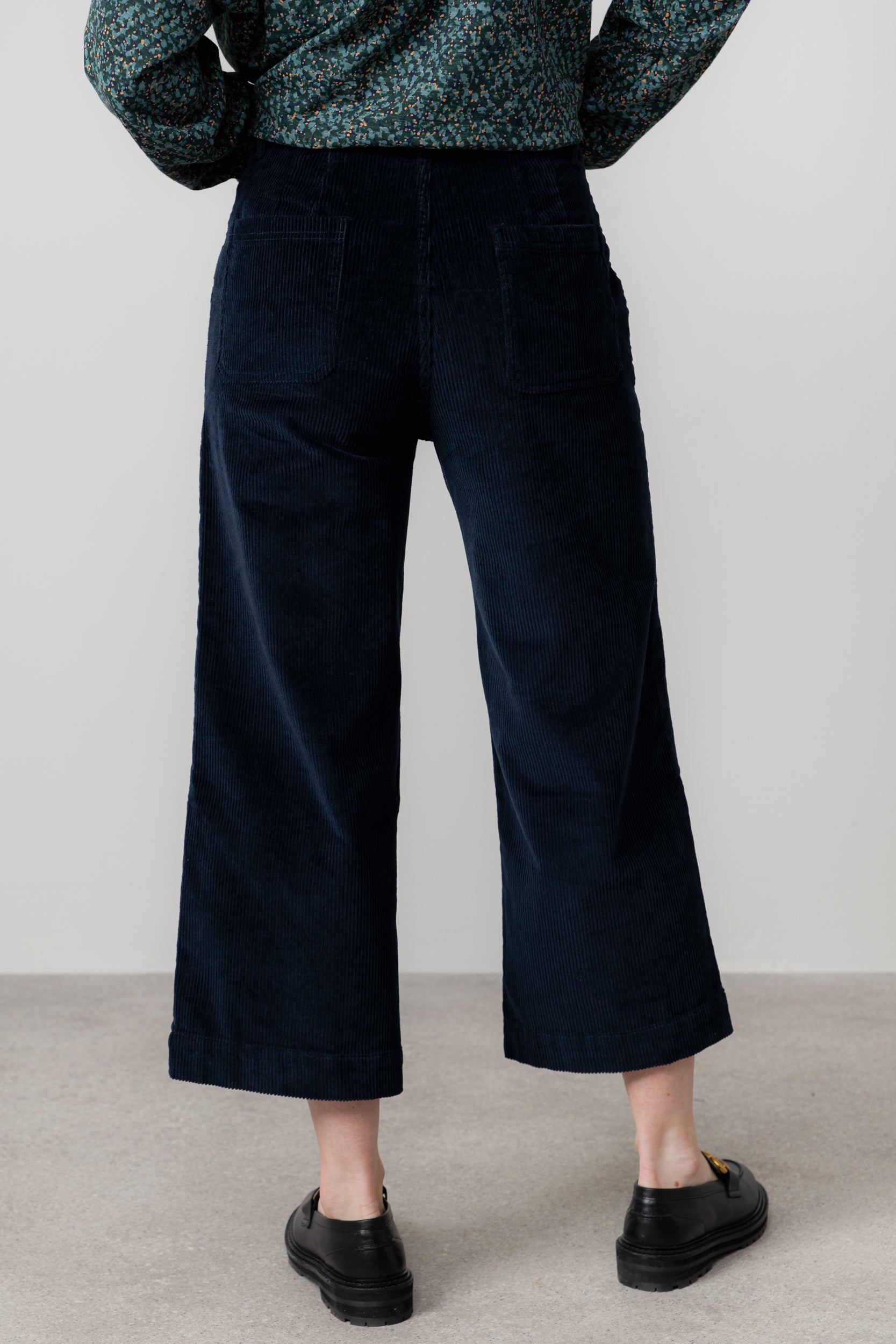 Lily & Me Isla Stretch Jumbo Cord Cropped Trousers Black