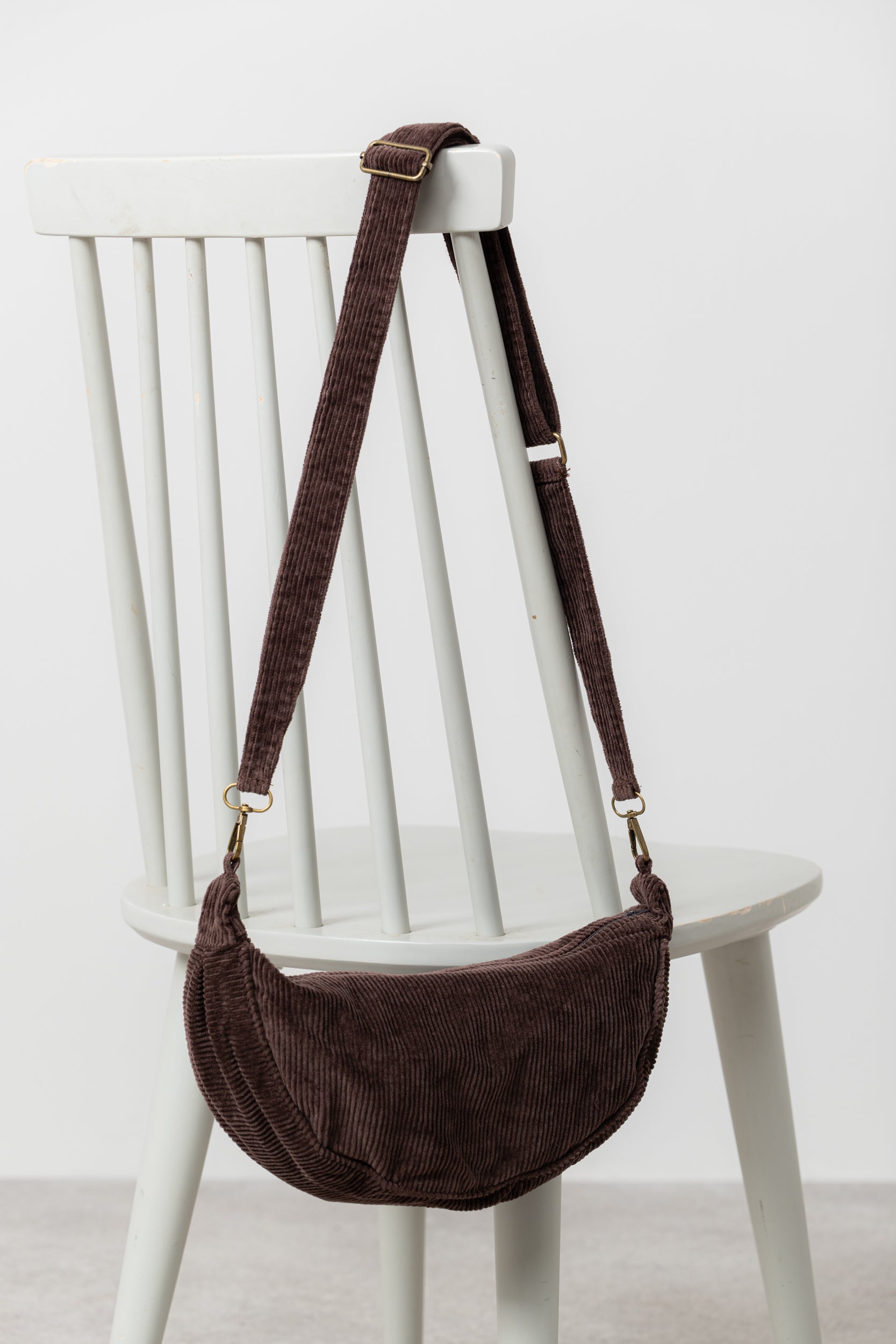 Lily & Me Jumbo Cord Crossbody Bag Chocolate