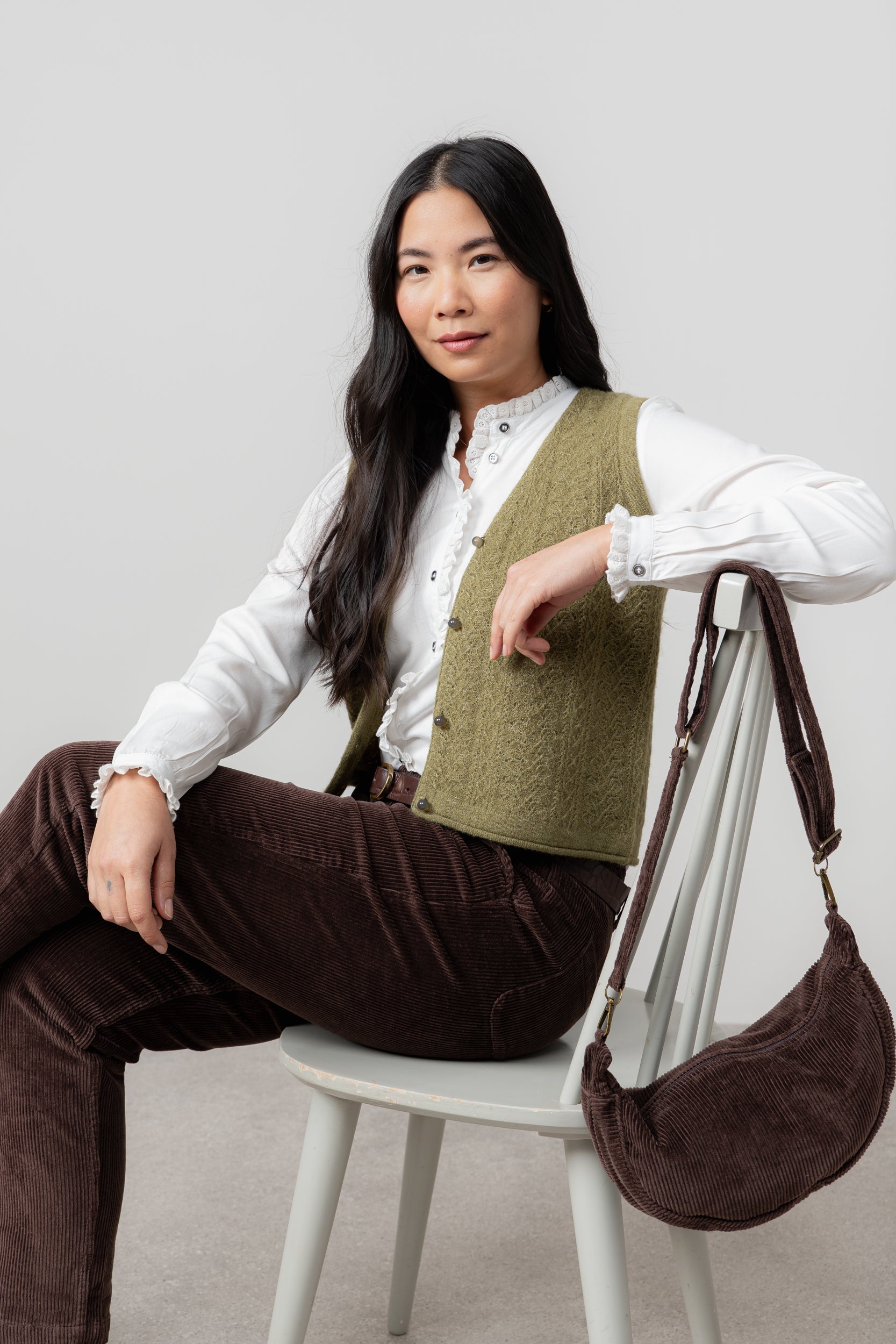 Lily & Me Jumbo Cord Crossbody Bag Chocolate